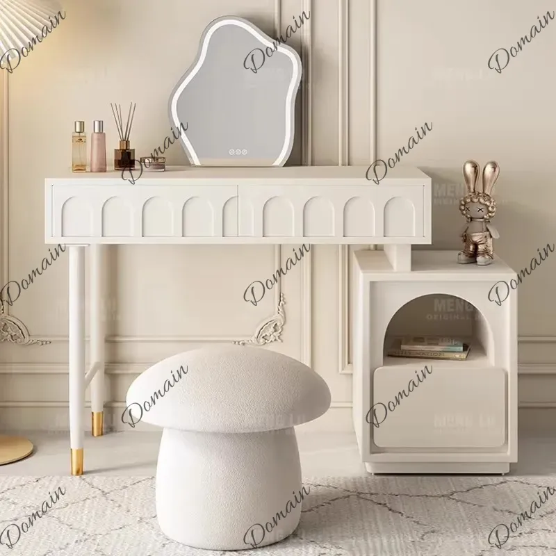 BJ Make Up Mirror Vanity Table - Beauty Without Makeup recension och pris